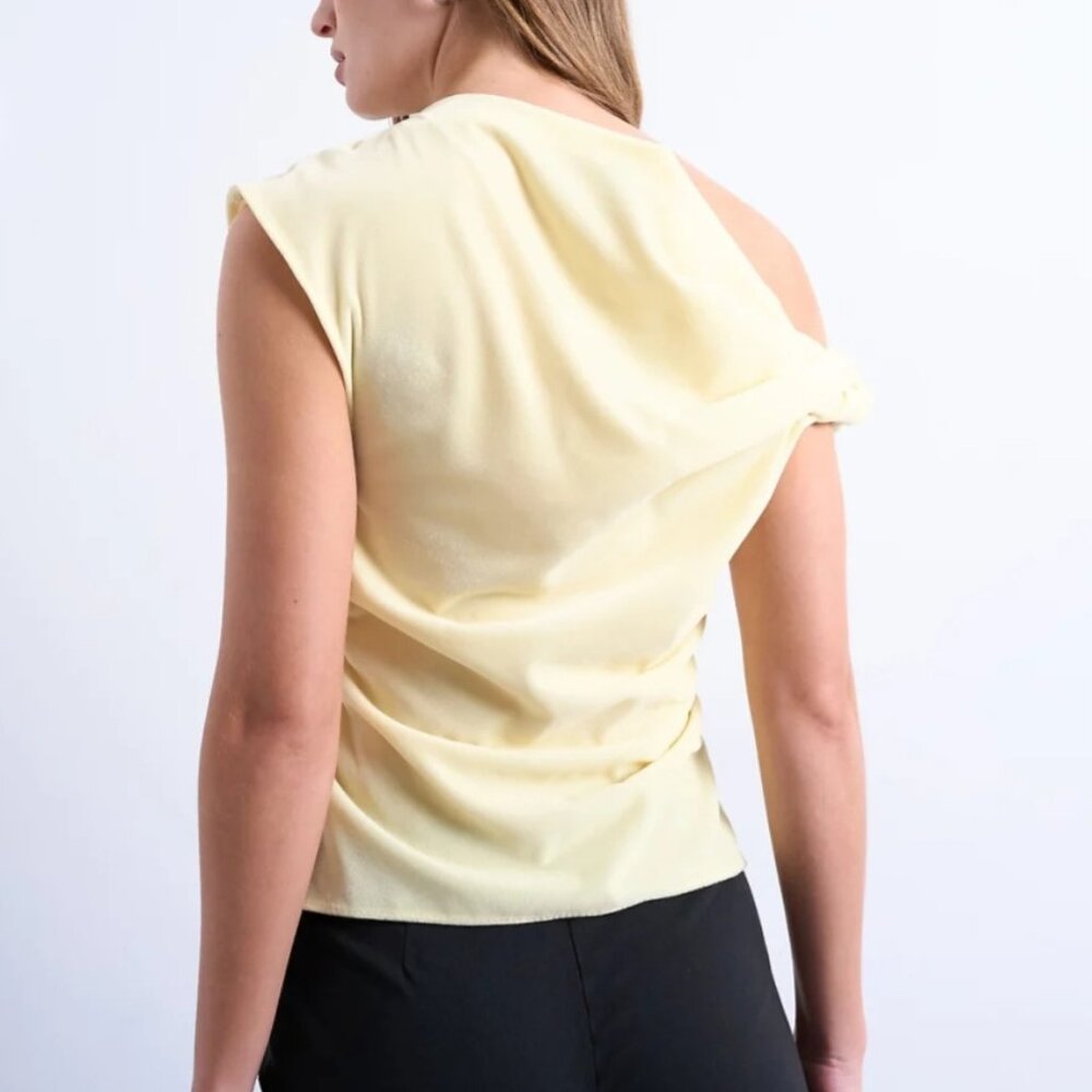 NWT Butter yellow top